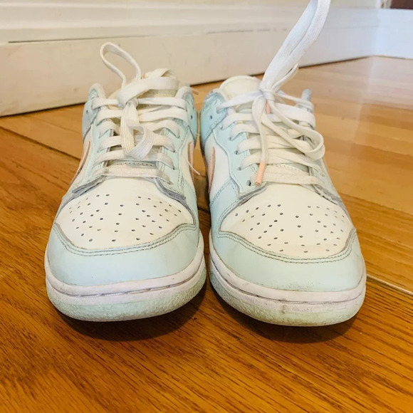 Women's Nike Dunk Low 'Crimson Tint' Barely Green Sneaker, Size 7 DD1503-104 - Picture 6 of 15